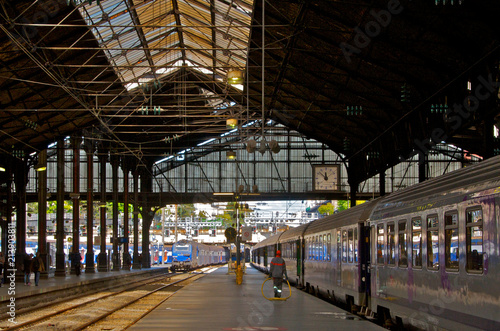 Φωτογραφία Train Station, Gare Saint-Lazare, Paris, France