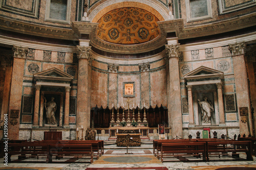 Rome-Italy-Europ-Pantheon-Travel-Places-Church