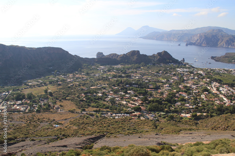 Obraz premium îles Eoliennes vues de Vulcano