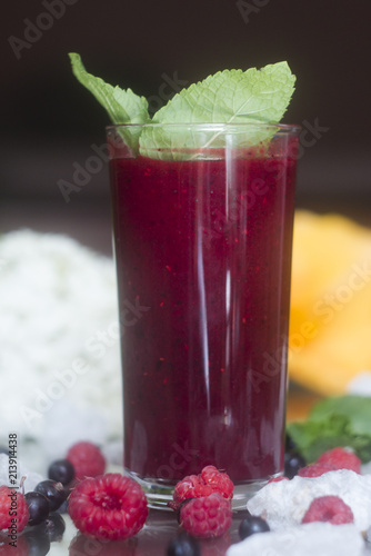 Raspberry currant smoothies photo