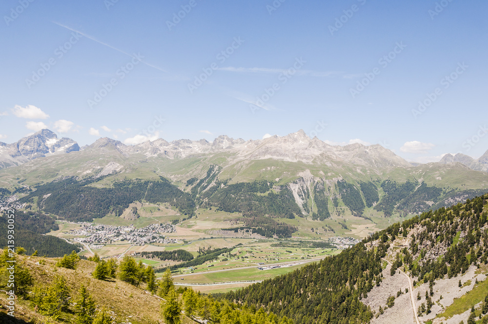 St. Moritz, Celerina, Muottas Muragl, Piz Julier, Piz Nair, Piz Ot, Seenplatte, Celerina, Oberengadin, Alpen, Graubünden, Sommer, Schweiz St. Moritz, Celerina, Muottas Muragl, Piz Julier, Piz Nair, Piz Ot, Seenplatte, Celerina, Oberengadin, Alpen, Graubünden, Sommer, Schweiz