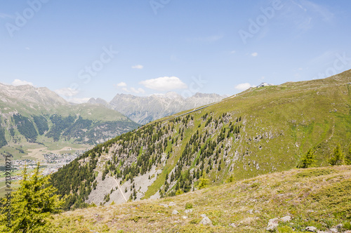 Muottas Muragl, Bergstation, Standseilbahn, Aussichtsberg, Wandwerg, Oberengadin, Alpen, Sommer, Sommersport, Graubünden, Schweiz