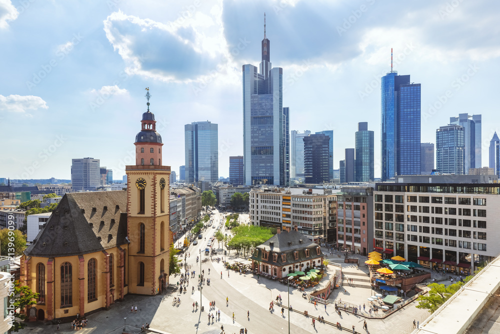 Fototapeta premium Skyline of modern Frankfurt am Main, Germany