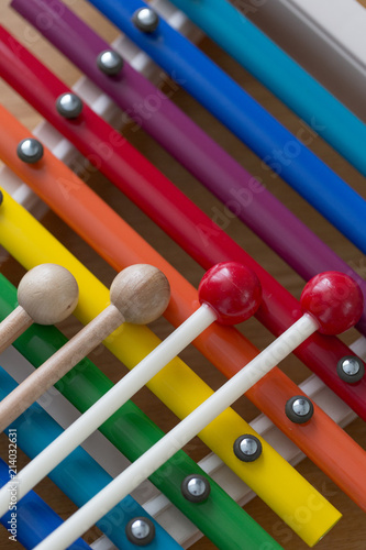 おもちゃの鉄琴( a toy glockenspiel)