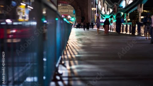Wallpaper Mural 4K Night time lapse on the Tower Bridge in London Torontodigital.ca