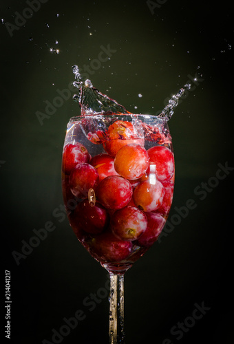 Wine Glass grapes