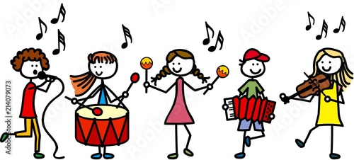 Kinder mit Musikinstrumenten