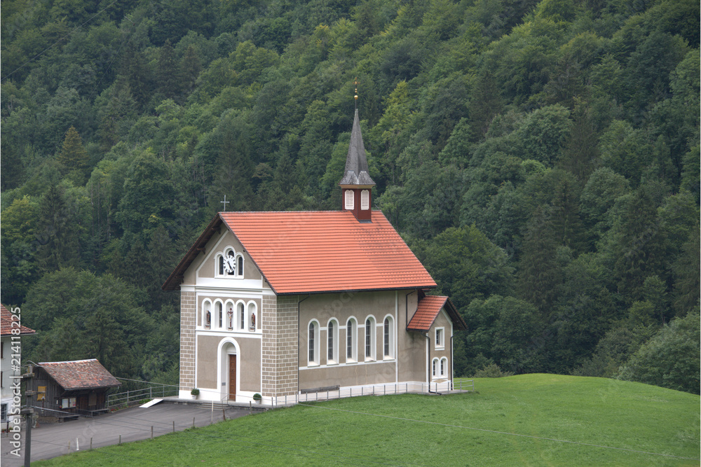 Kirche am Berg Bisisthal