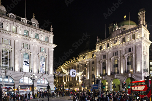 фотографія piccadilly circus london londres
