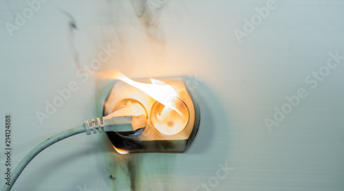 Electrical short circuit An electrical fault leading to the electrical wire. ignition of the outlet. faulty switch. a dangerous thing.