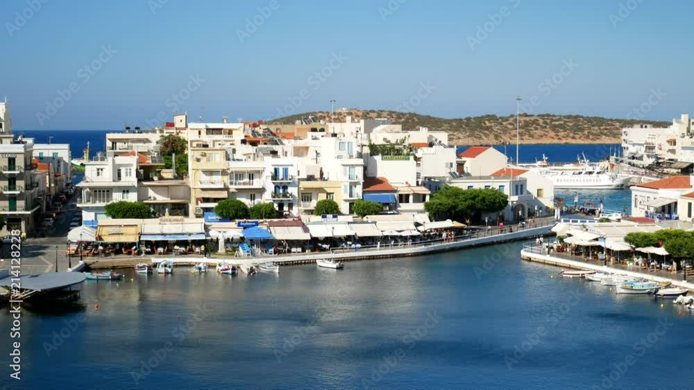 Agios Nikolaos and the Voulismeni Lake with boats Agios Nikolaos and the Voulismeni Lake with boats