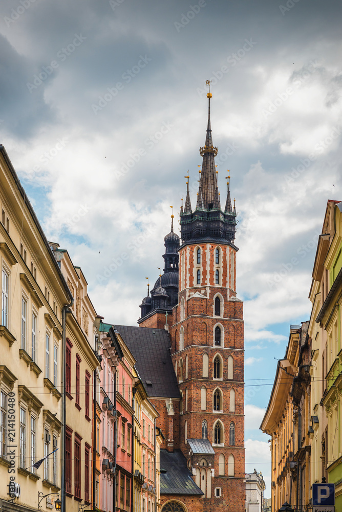 Obraz premium Stare Miasto, Saint Mary's Basilica, Old city of Krakow, Poland