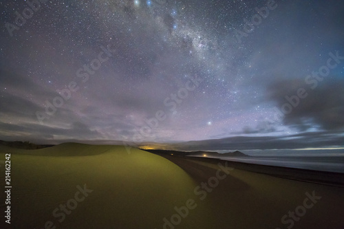 Fototapeta Naklejka Na Ścianę i Meble -  The Milky Way rises below the horizon at 