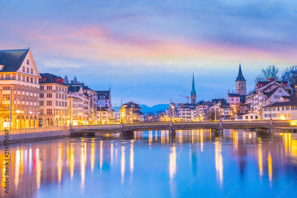 Fototapeta premium Cityscape of downtown Zurich in Switzerland