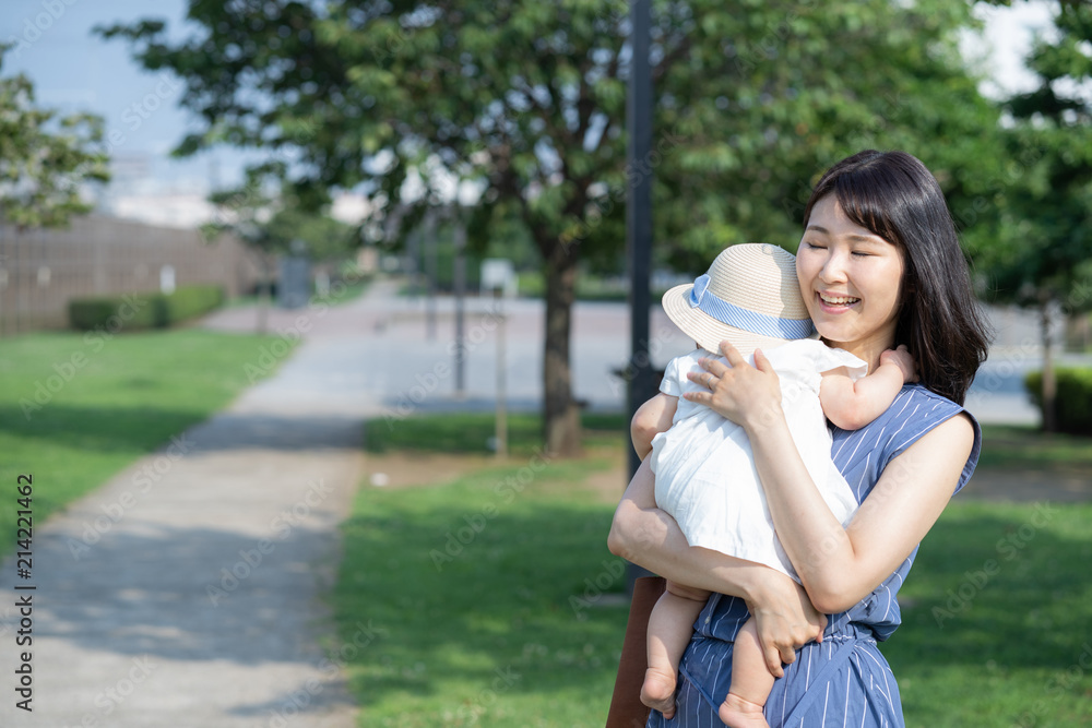 赤ちゃん お散歩 夏 Stock 写真 Adobe Stock