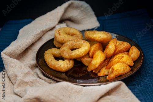 Fast food Homemade Crunchy Fried onion rings