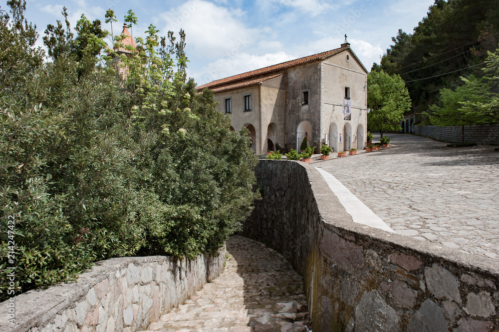 Pilgerweg zur Kirche PIetra Santa, San Giovanni a Piro, Parco Nazionale di Cilento,  Salerno,  Campania,  Italien