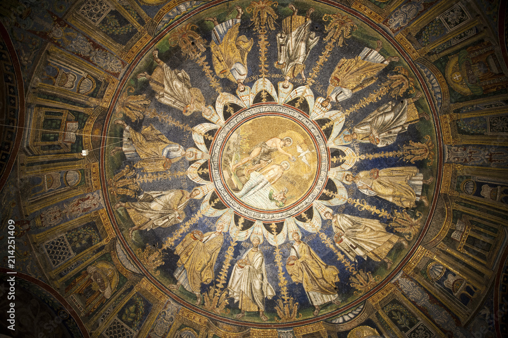 Deckenmosaik im Baptisterium der Kathedrale von Ravenna, Emila Romagna, Norditalien, Italien, Europa