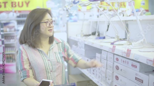 Women are shopping in the mall.
