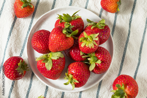 Raw Red Organic Strawberries