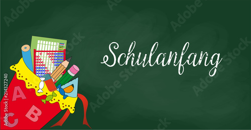 Schultüte mit Tafel Hintergrund,Schultafel mit gefüllter Schultüte,
Schulsachen für Erstklässler,
Banner Schulanfang, Vektor Illustration