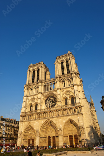 Hauptfassade Westfassade der Kathedrale Notre Dame, Paris, Ile de France, Frankreich