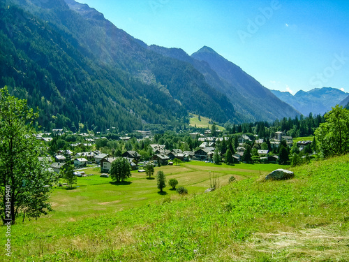 Panoramic view of an alpine valley