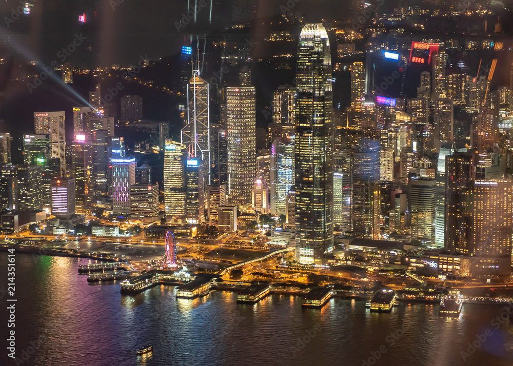 Naklejka premium Hong Kong at Night