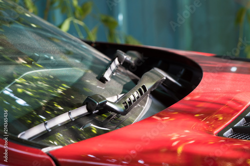 Фотография red car bonnet