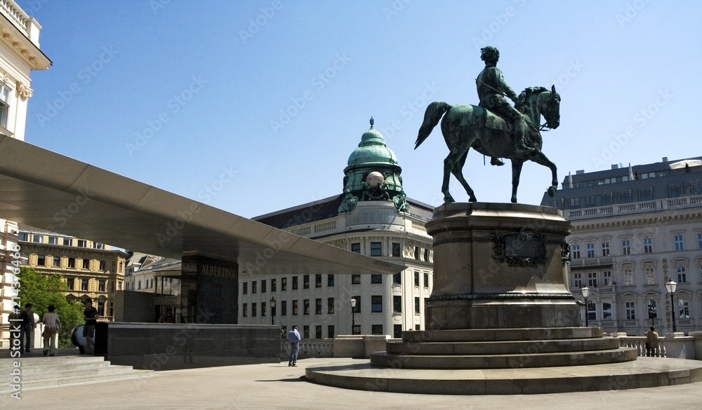 Grafiksammlung Albertina mit modernem Titandach von Architekt Hans