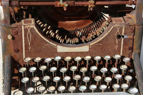 Vintage Typewriter 1