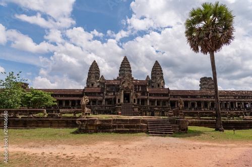 アンコールワット　朝日　日の出　サンライズ　夜明け　カンボジア