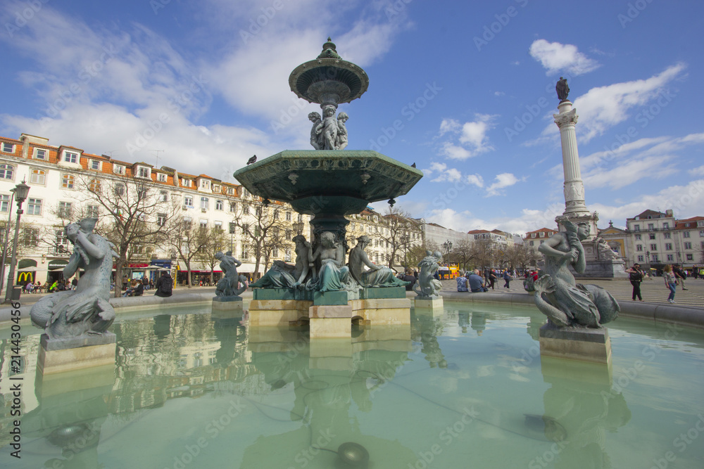 La fontana di Piazza Rossio a Lisbona