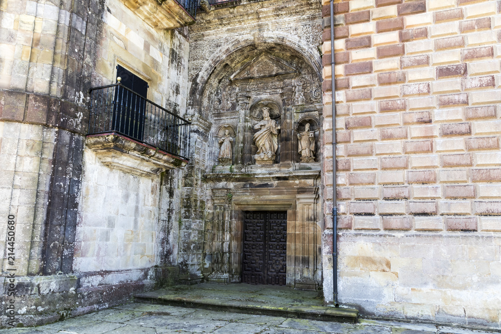 Somarriba, Spain. The Palacio de Elsedo, also called the Palacio de los Condes de Torrehermosa, a palace and museum located in the municipality of Lierganes, Cantabria Somarriba, Spain. The Palacio de Elsedo, also called the Palacio de los Condes de Torrehermosa, a palace and museum located in the municipality of Lierganes, Cantabria