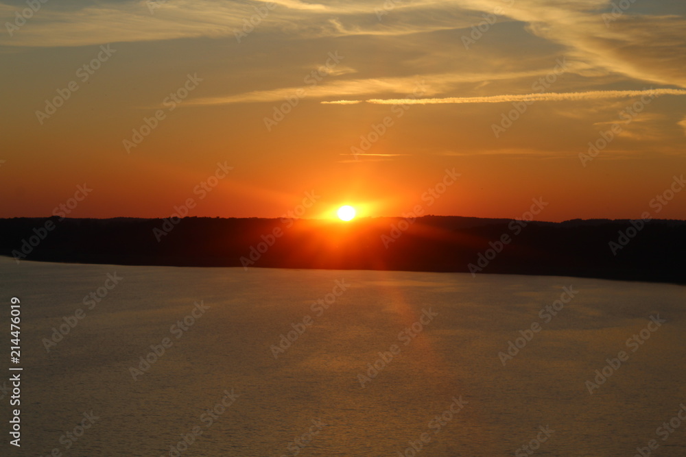 Fototapeta premium Romantischer Sonnenuntergang