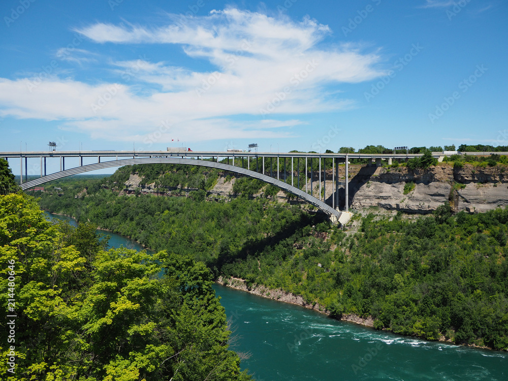 Queenston-Lewiston Bridge across the Niagara River Gorge Queenston-Lewiston Bridge across the Niagara River Gorge