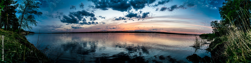 Fototapeta premium Sunset on river