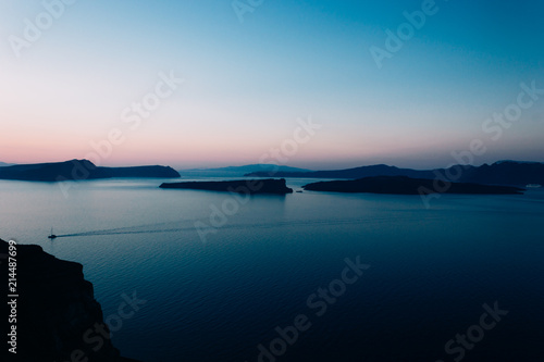 Fototapeta Naklejka Na Ścianę i Meble -  Beautiful sunset in caldera of santorini greece
