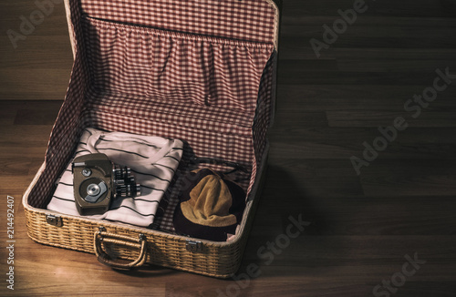 Canvastavla Retro Bag Packing camera Paired with older phones  on wood background