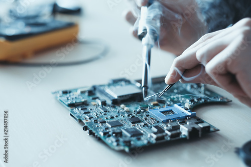 Slika na platnu technology microelectronics science education