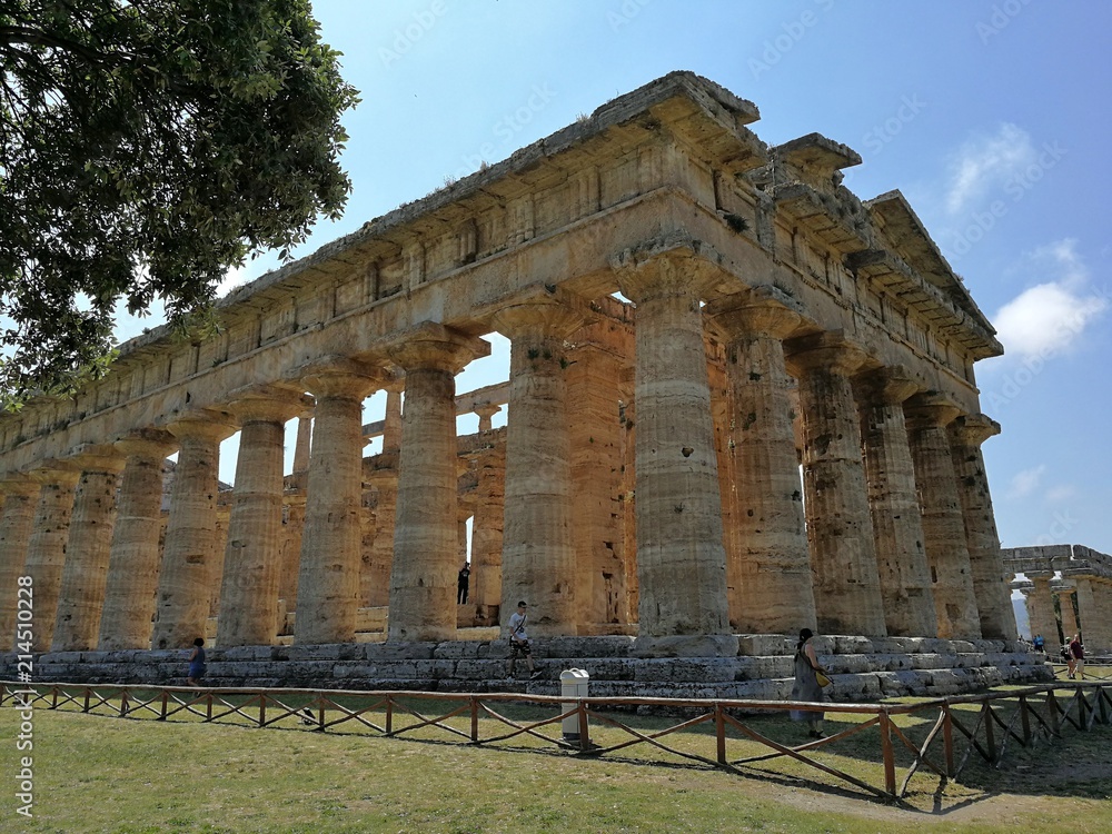 Paestum - Scorcio del Templio di Nettuno