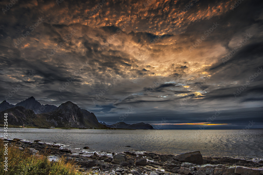 Fototapeta premium Scenic evening