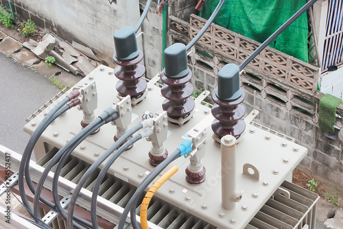 Layout of electrical wires in both the input and output side of the transformer.