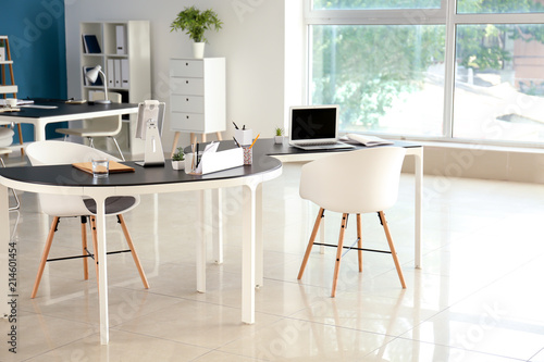 Stylish workplaces in moder...