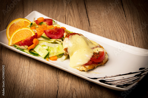 Grosseto chicken with fresh vegetables