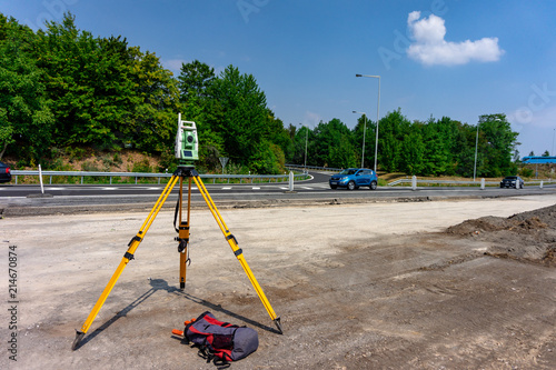 Surveyor, total positioning station on the site