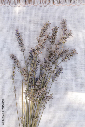 Fototapeta Naklejka Na Ścianę i Meble -  Dry lavender bouquet