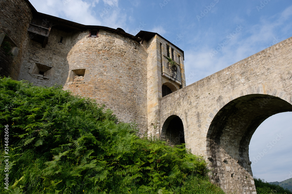 Burg in Mauléon-Licharre, Nouvelle-Aquitaine, Frankreich