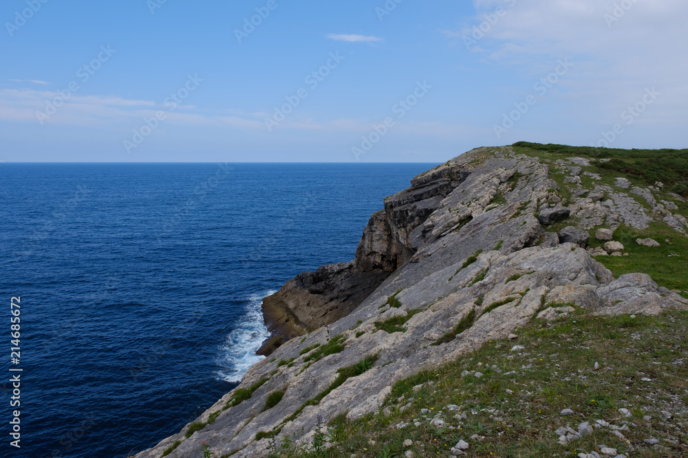 Spanien im Norden - Klippen und Strand an der Nordküste Spanien im Norden - Klippen und Strand an der Nordküste