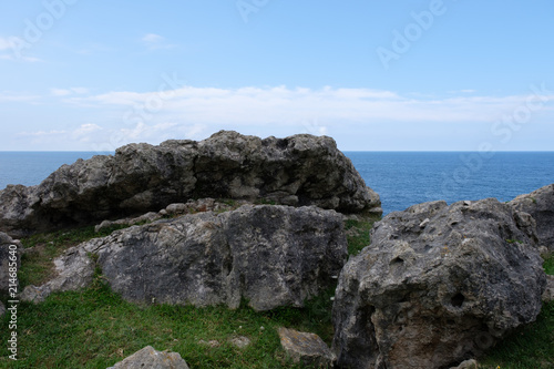 Spanien im Norden - Klippen und Strand an der Nordküste